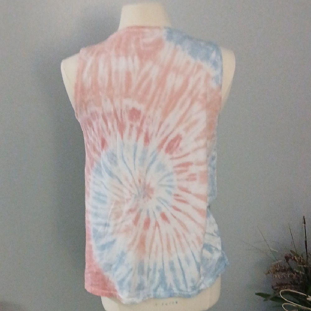 Old Navy Pink and Blue Tank Top Tie-Dye Style - Picture 4 of 6